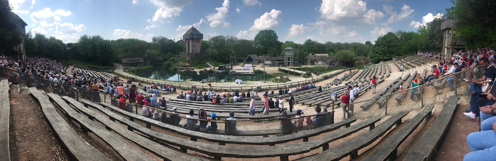 El equipo de Sánchez Garrido visitamos el parque temático Puy du Fou en Francia